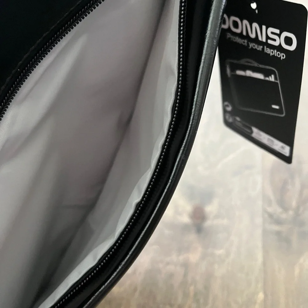Domiso laptop case